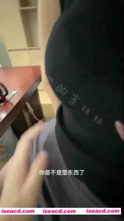 [剧情/步兵/中文] 海角会喷水亲姐姐作品：不穿内裤和我一起去找朋友玩… 中文步兵 [600M]