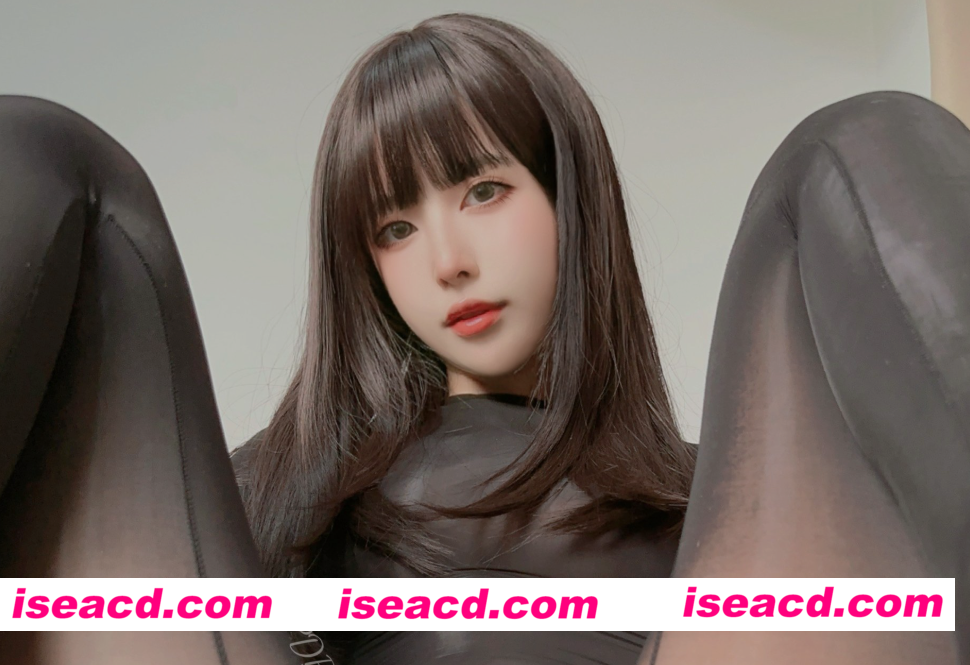 [COSPLAY/带视频] 布丁大法 2026年04月 连体衣真空 [26P 3V] [300M]